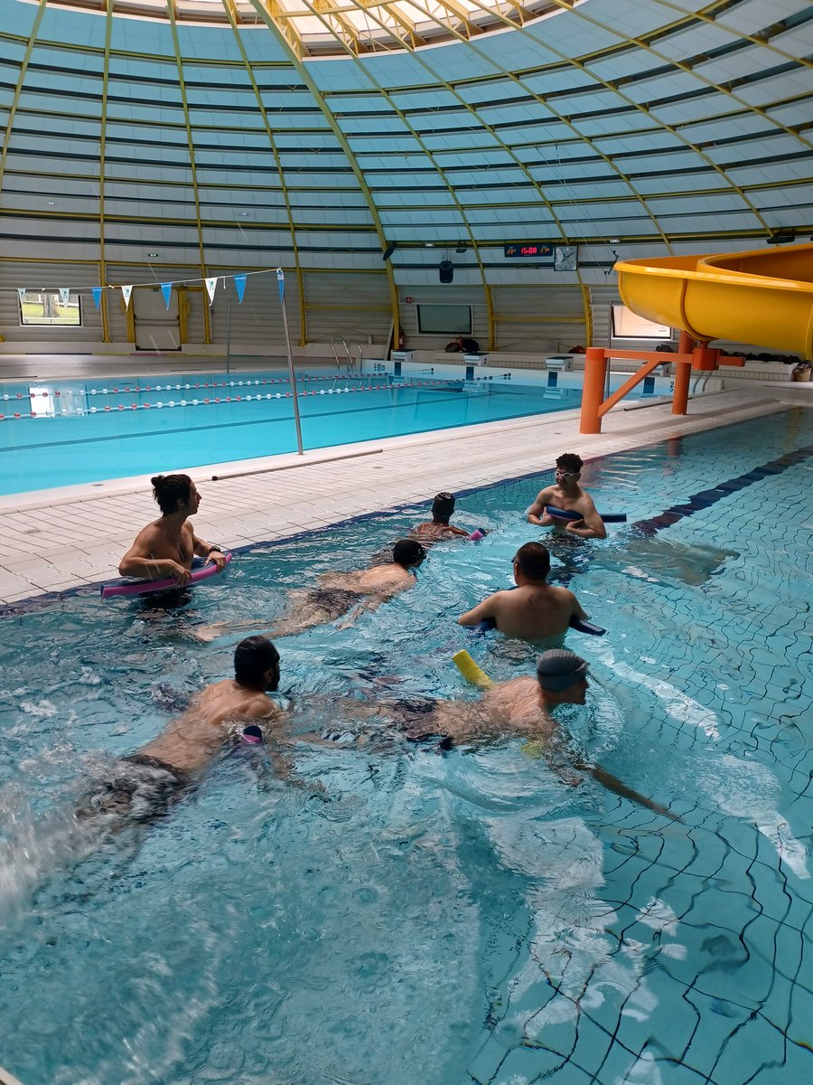 ufolep86's tweet photo. ‼️Sport société‼️ Dans le cadre du CTAI, l'Ufolep86 a organisé un stage natation pour les bénéficiaire de la protection internationale.
Merci @poitiersfr @Prefet86 de nous soutenir.
#ufolep @UFOLEP https://t.co/jNspJUhwWe