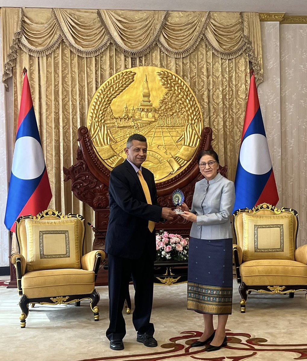 Ambassador Dinkar Asthana paid farewell call on Her Excellency Pany Yathotu Bounthing, Vice President of Lao PDR today, 20 February.