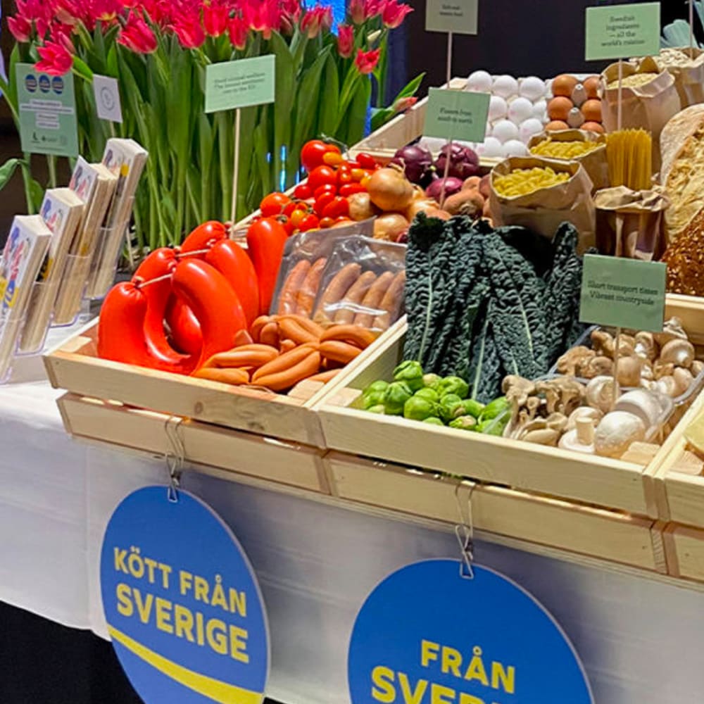 Vid invigningsbanketten för Stockholm European Capital of Gastronomy bjöd Från Sverige in företag som ursprungsmärker med Från Sverige. Vi tackar Scan, Gårdsfisk, Färsodlarna, SydGrönt, Korvbrödsbagarn och Alverbäcks. mynewsdesk.com/se/fransverige…