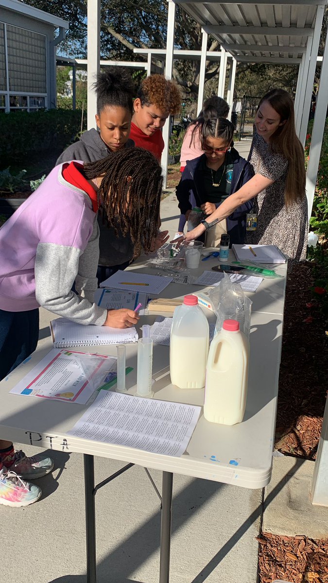 𝓜𝓼.𝓥𝓲𝓷𝓼𝓸𝓷 tweet media