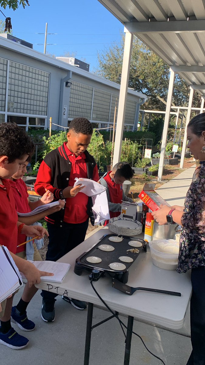 𝓜𝓼.𝓥𝓲𝓷𝓼𝓸𝓷 tweet media