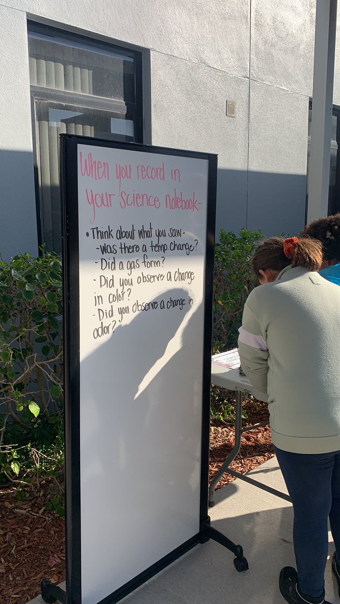 𝓜𝓼.𝓥𝓲𝓷𝓼𝓸𝓷 tweet media