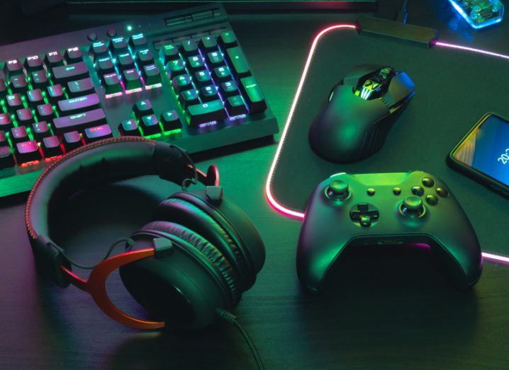 yash_chandak's tweet photo. Gaming is 220 Billion dollar (as of 2022) industry and is expected to be ~600 Billion by 2030 🤯
Gaming is a beast that hasn’t been fully tapped into by any of the modern technologies, be it AI or blockchains.
Why is gaming such a beast? 🧵 https://t.co/BWTDCiKVsj