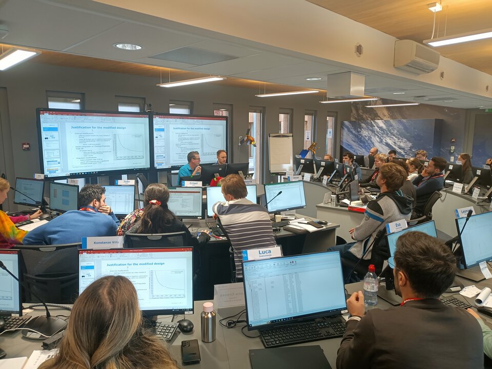 Applications now open for Alpbach Summer School 2023!
#space #alpbach #summer #school
 buff.ly/3EltJNP