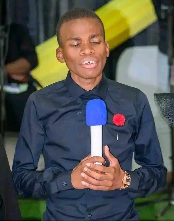 dsexi😚 on Twitter: "RT @Manchester_R10: Saturday evening. Sunday morning"