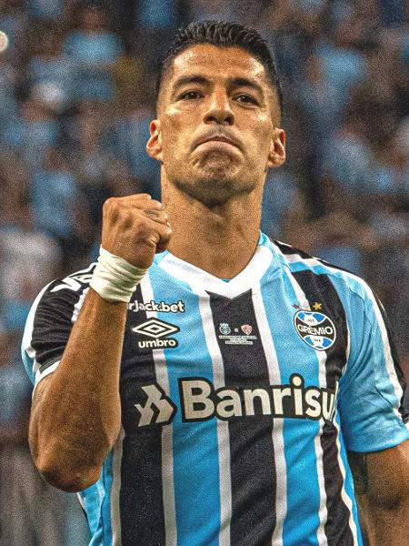 EsportudoBR's tweet photo. TOP-10 melhores jogadores atuando no Brasil:

1 - 🇺🇾 Suárez
2 - 🇧🇷 Pedro
3 - 🇧🇷 Roger Guedes
4 - 🇧🇷 Hulk
5 - 🇧🇷 Gabigol
6 - 🇦🇷 Galoppo
7 - 🇧🇷 Rony
8 - 🇧🇷 Raphael Veiga
9 - 🇧🇷  Renato Augusto
10 - 🇧🇷 Pablo

Concordam?🤔👀 https://t.co/vtUiUfeXjn