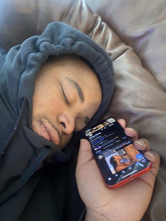 plug_the_God's tweet photo. Motivational quote wan kill me for twitter 🤝🙃 https://t.co/sbY8nnFAhB