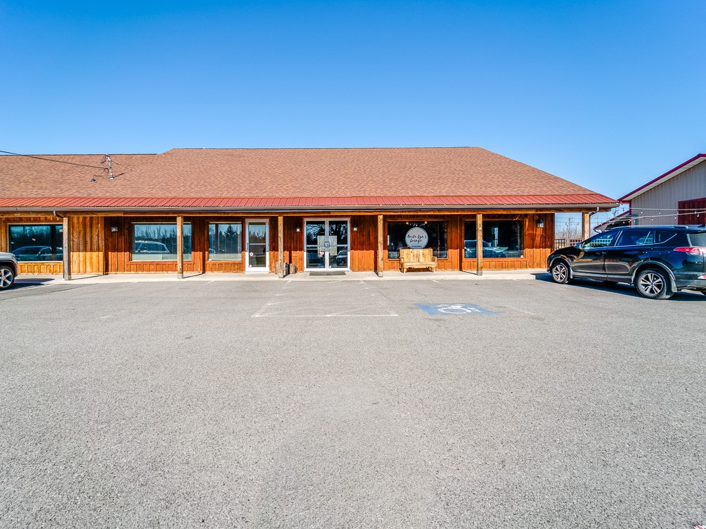 rppsoldteam's tweet photo. New Listing! $2,500.00, 0BR, 0BA, 5324 W Ridge Rd, Parma, NY 14559, Full Details https://t.co/VGgu7VbupN https://t.co/PLW9CBaLJx