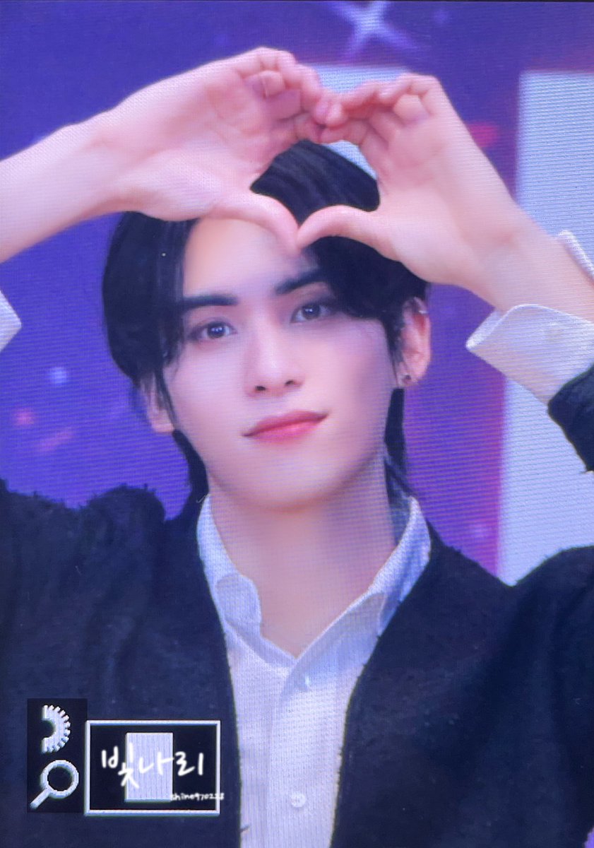 shine970228's tweet photo. 230220.💚
#SF9  #에스에프나인                                     
#유태양 
#YOOTAEYANG https://t.co/cCQRzfOu9P
