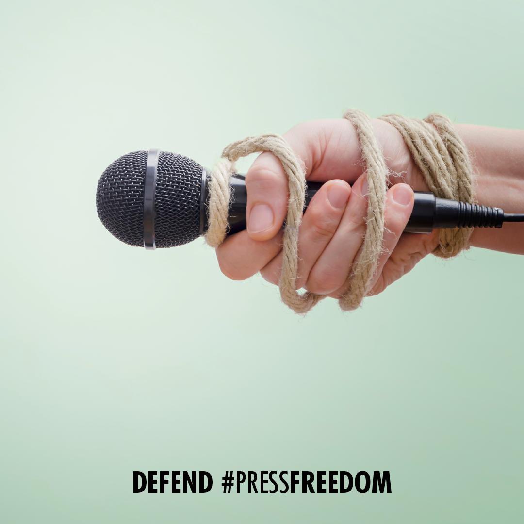 UN_SPExperts's tweet photo. #Cambodia:UN experts call for reinstatement of Voice of Democracy, one of the last independent media outlets operating in the country, after its broadcasting licence was revoked last week.#Freedex is the cornerstone of democracy, rule of law &amp; #HumanRights https://t.co/P7pX7uVu5e https://t.co/iMiY0ZF6Ub