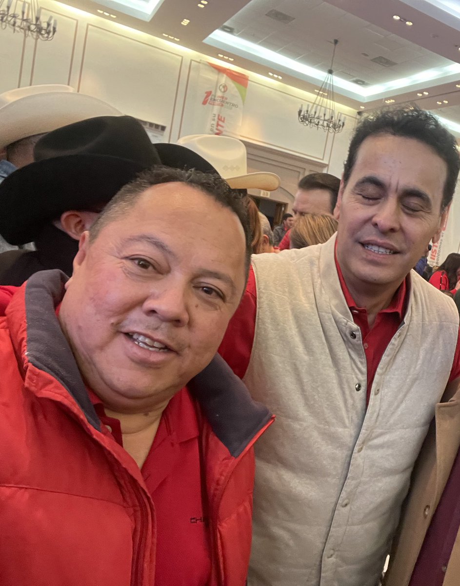 ¡Feliz cumpleaños, amigo mío! <a href="/hernandezderas/">Ismael Hernández</a> Te deseo un día lleno de alegrías, que en tu vida nunca falte la salud y el amor, que en tu camino siempre encuentres mucho éxito y que todos tus sueños se hagan realidad.