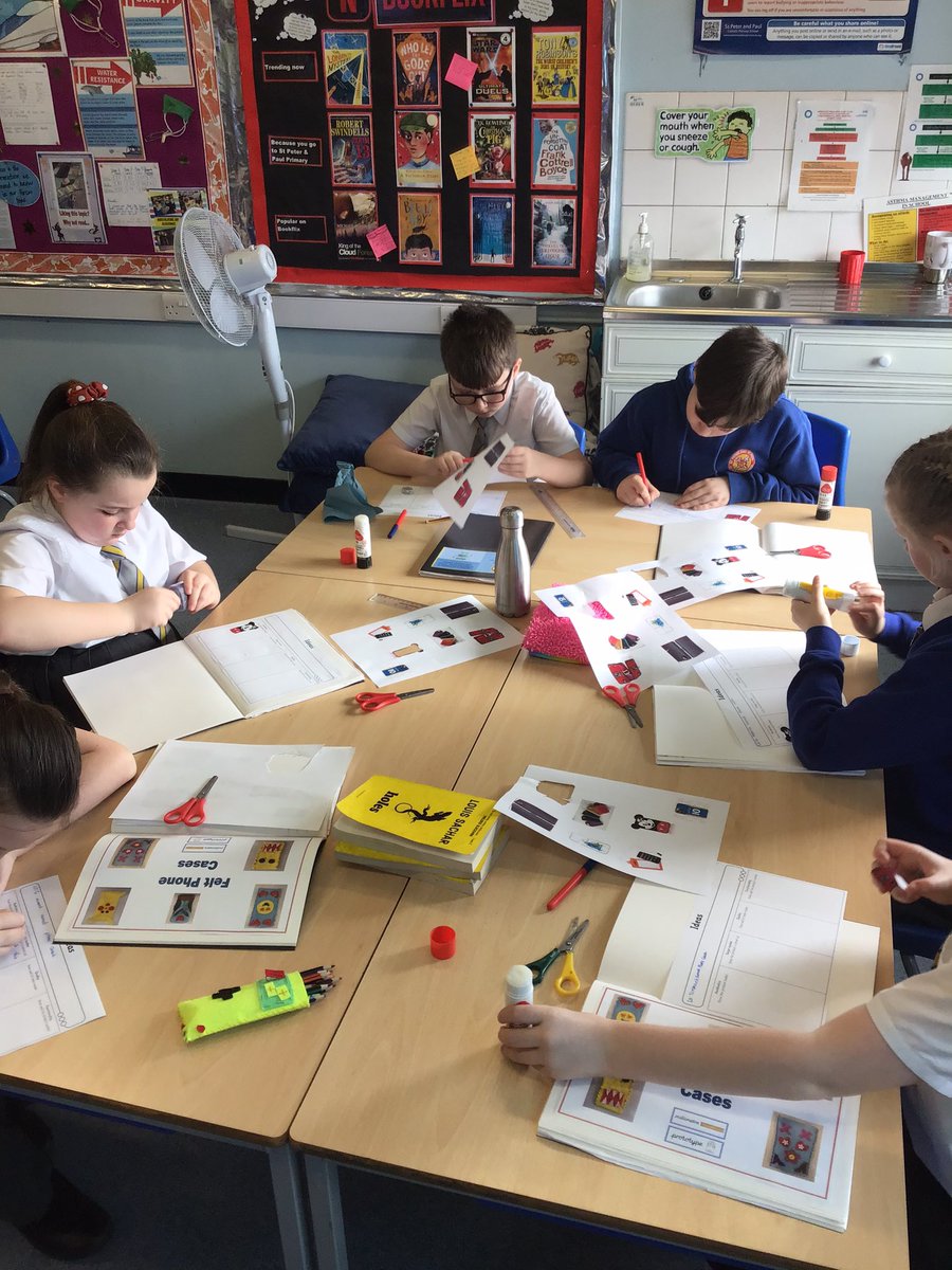 StPPPrimaryY5's tweet photo. We have been researching phone cases for our new ‘Design Technology’ topic - Felt Phone Cases.
We looked at the design criteria of some cases and will be completing some homework on our target market audience this week.
#designers #feltphonecases #designersofthefuture #y5dt https://t.co/RoYvJn4mC2