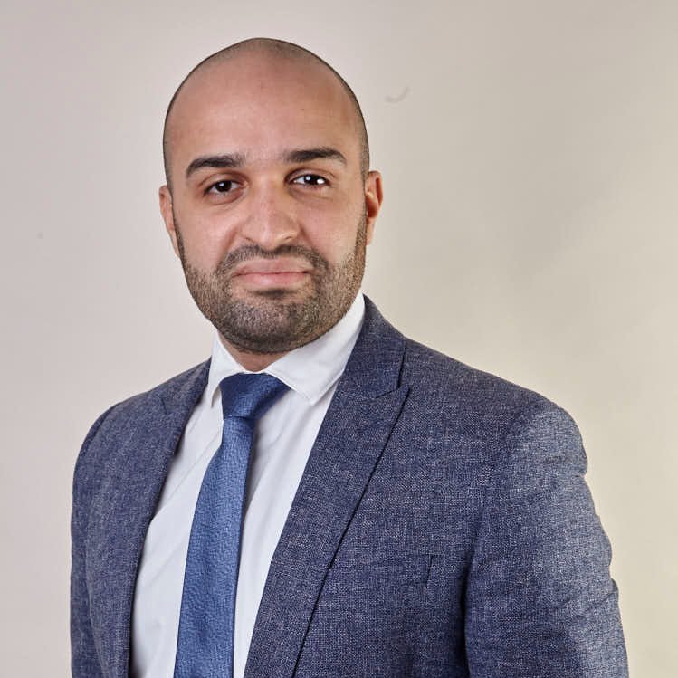 Samy Djemaoun ou une certaine idée de la justice. Cet avocat prolifique a choisi l’arène des tribunaux pour faire respecter le droit à un hébergement d’urgence, le droit d’asile ou encore le droit des étrangers. Son portrait, à découvrir cette semaine, dans <a href="/JCP_G/">JCP_G</a> (<a href="/LexisNexisFr/">LexisNexis France</a>)