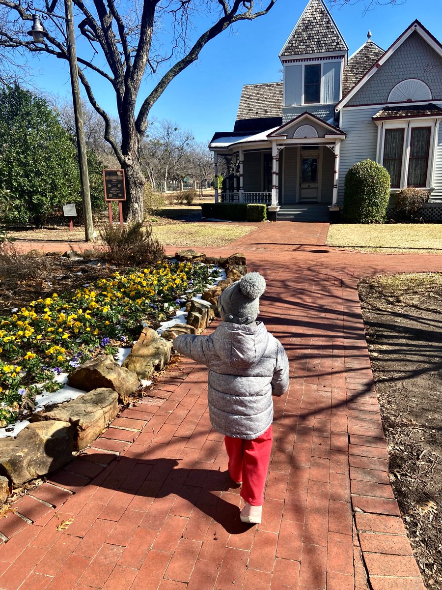 At FullContact, we are committed to supporting the mental well-being of our awesome employees! 🧠 💭

Today marks our first Mental Health Day of the year. We encourage everyone to log off and take care of themselves their way. 

#mentalhealth #work #worklifebalance