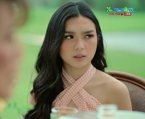 amiayuh's tweet photo. walang araw na 'di maganda tong si chiara eh ipapatumba ko na 'to eme

#DLTrueIdentity  #DirtyLinen https://t.co/WJQoRn54f9