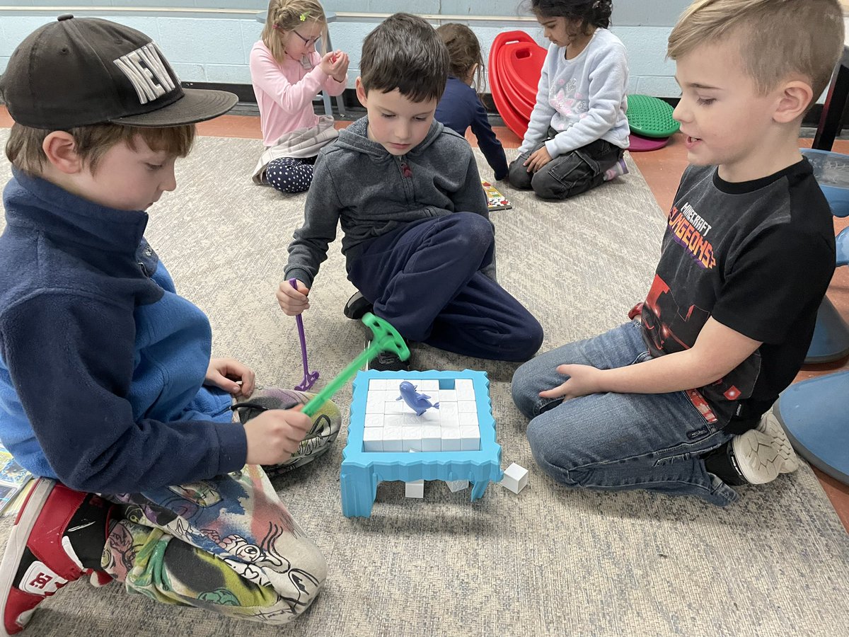 mrsbowesteaches's tweet photo. Cashing in on our class reward points for an afternoon of games. Students brought in games from home to share with their peers. What a great opportunity to practice explaining instructions, turn taking, cooperation and dealing with winning and losing. #gameday #classpoints https://t.co/cP861tAOP0