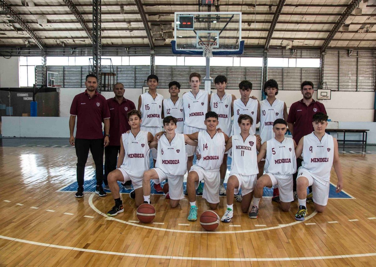 LA BORRAVINO 🍇

La Selección de Mendoza ganó la etapa inicial del Argentino U15 organizado por la CAB. 

Los representantes de la Federación de Mendoza se trajeron a la provincia el primer puesto de manera invicta.

fbpm.com.ar/2023/02/20/men…
