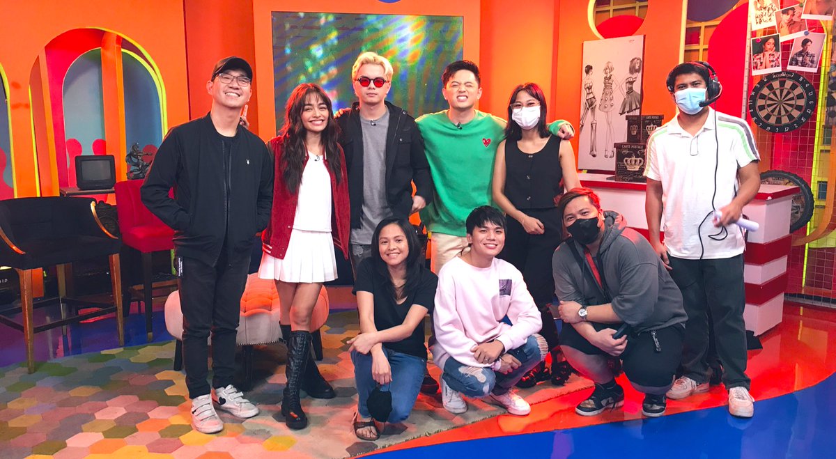 Week 2 #paknapaklunchbox <a href="/iampieofficial/">PIE Channel</a>  Thanks for watching our monday episode. Twas a Blast! Hope u enjoyd it! Bukas ulit mga katropie! Much Love! #ToGodbetheGlory <a href="/vivoree/">V</a> <a href="/imjeremyg/">Jeremy G</a> @LukeAlfordWW <a href="/DontblinkCreati/">Don't Blink Creations</a> <a href="/Kayeriveral/">Allen Kaye Reyes</a> 🎥🎬😎🥧