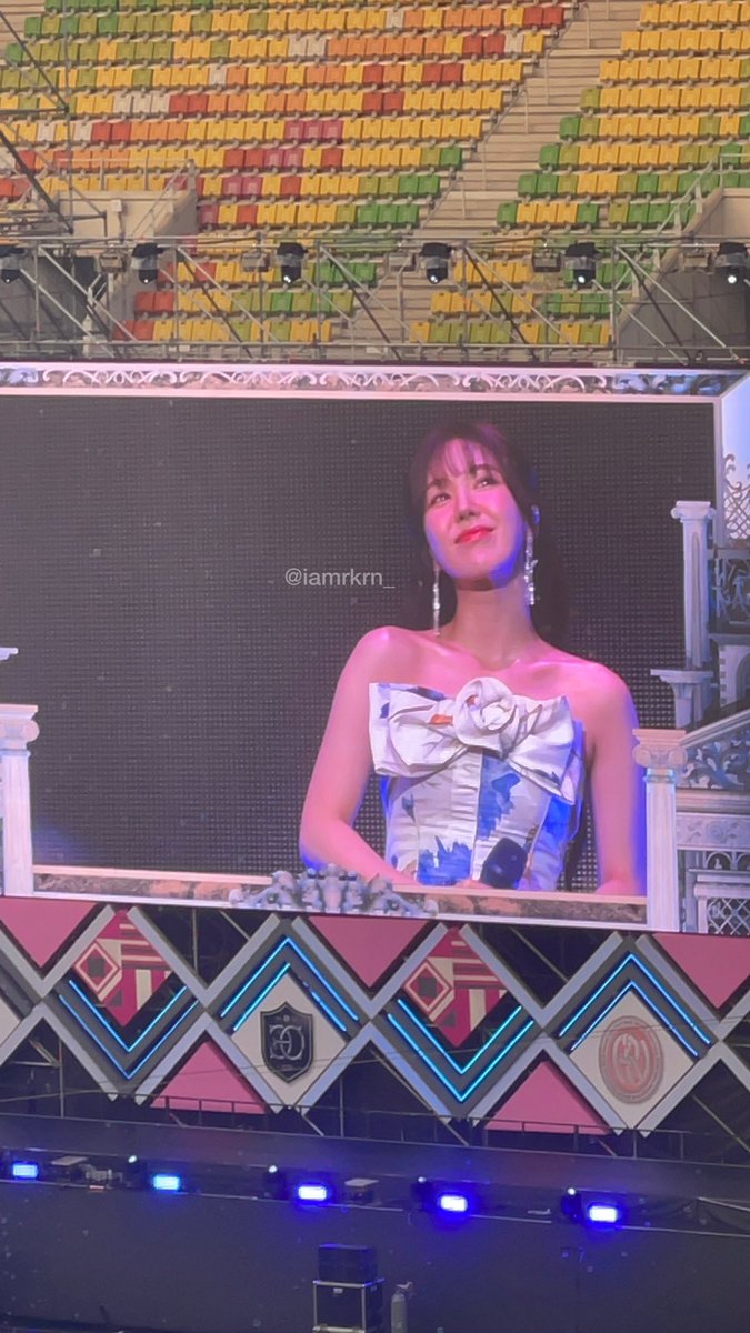 iamrkrn_'s tweet photo. 👸🏻 
#HappyWENDYday
#OurMiracleWendyDay
#우리_승완이_생일축하해_사랑해_고마워 https://t.co/s5QCmWh2ca