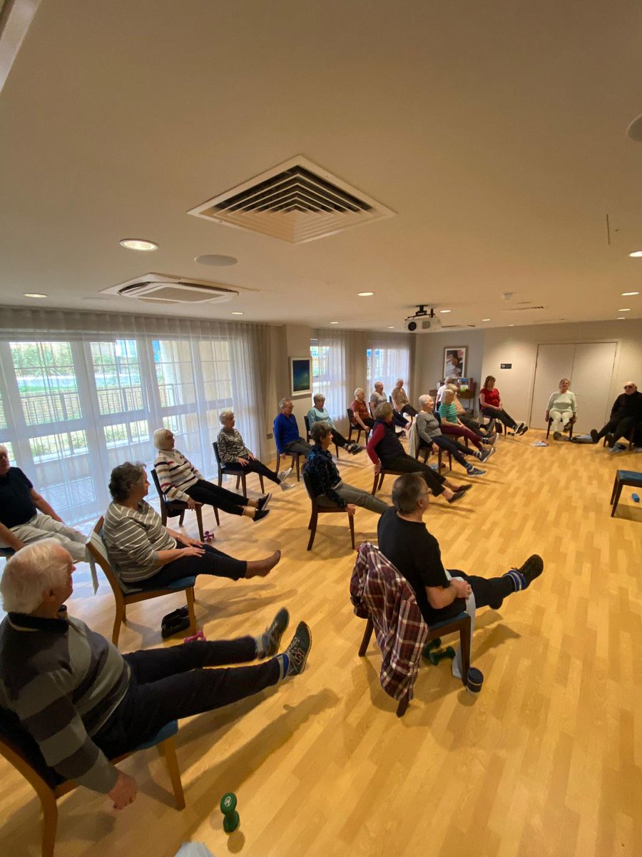 communifit's tweet photo. #MondayMotivation!

Brilliant work at last week's Sit and Strengthen from @_platinumskies! It's wonderful to see so many happy faces!

#Communifit #SitAndStrengthen #Sherborne #FitnessMotivation https://t.co/rX1RSNBHfe