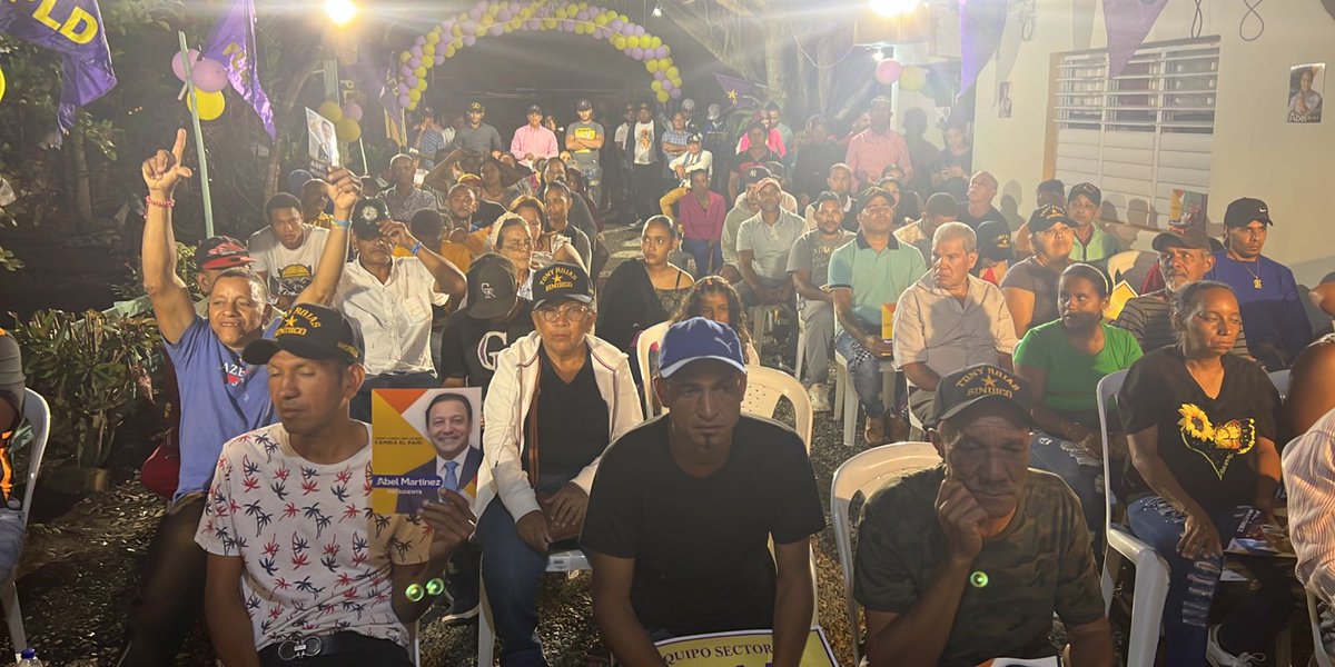 En Canta la Reina, <a href="/AuraToribio/">Aura Toribio</a>
preside concurrido encuentro en respaldo a Abel Martinez.
<a href="/AbelMartinezD/">Abel Martínez Durán</a> un líder joven y capaz es la esperanza de que vuelva el progreso a la República Dominicana.