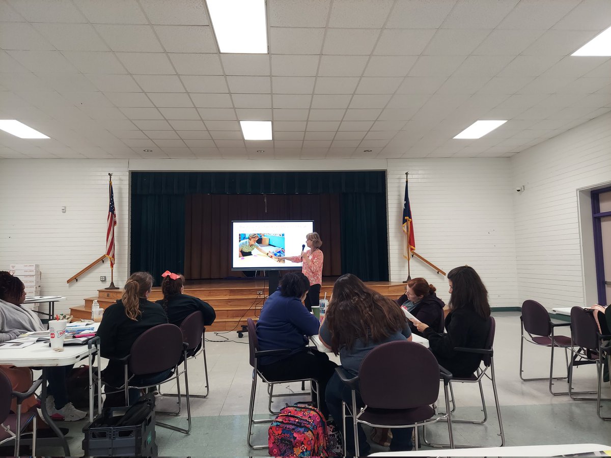 Barela_ECE's tweet photo. First two parts of a work system:
1. Determine the task ✅️
2. Determine the task identifier ✅️
#SpedResource @spdres 
@HumbleISD_PREK @HumbleISD
 @HumbleISD_SPED https://t.co/QVqGgTCVff