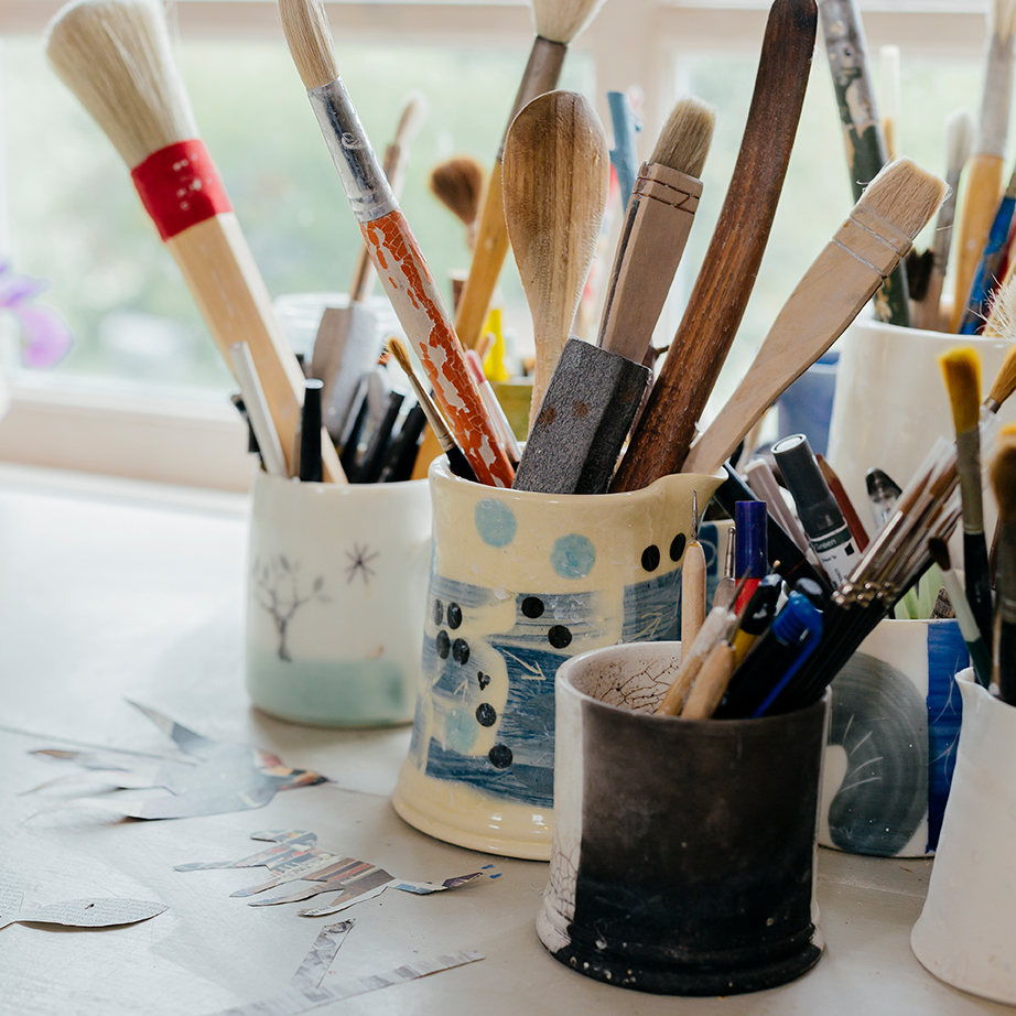 Spring 2023🌷 - mailchi.mp/57264db00244/r…

A quick update from us with some details of shows in the near future and new summer classes we have posted on our website. Looking forward to the York Ceramics Fair in 10 days time and Potfest South East in April. Come and see us.