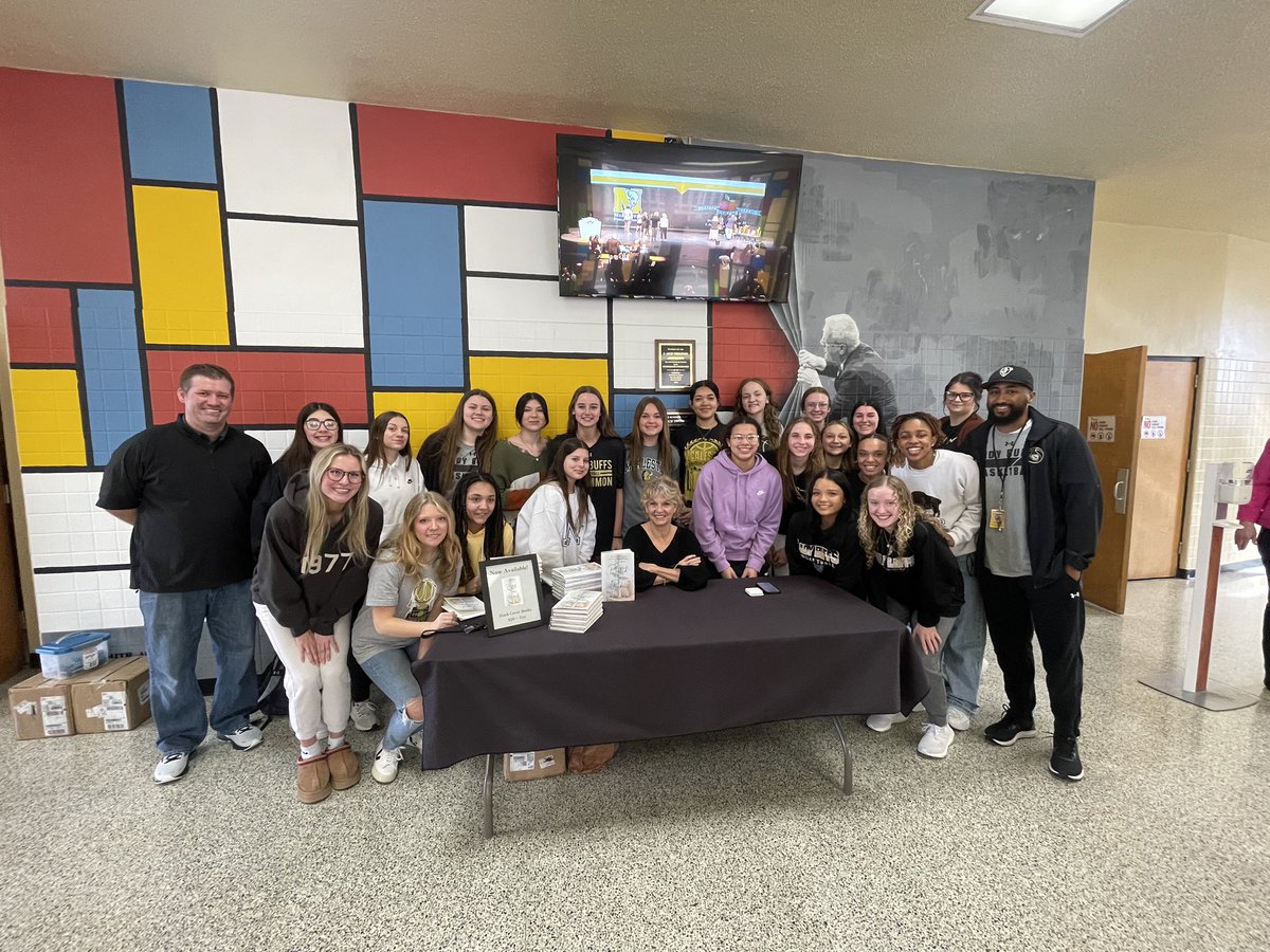 We had the honor and privilege of listening to HOF coach <a href="/sherricoale/">Sherri Coale</a> this morning! #UNCOMMON #okpreps