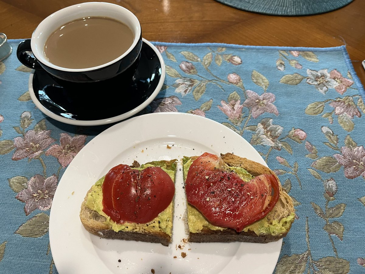 DrChrisHemmings's tweet photo. Can I still have a millennial breakfast even though I’m older? #sourdough #smashedavo https://t.co/imigAwmviR