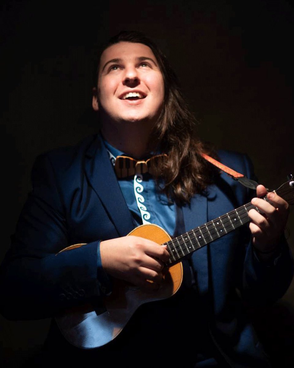 Ever since figuring out the Crazy Frog Theme on piano at the age of 12,  Marc Gallagher has always seen the quirky side of music. His musical accolades have seen him perform his energetic brand of Pop-Folk at festivals and tours around the world.
ℹ️: tinyurl.com/marcgallagherm…