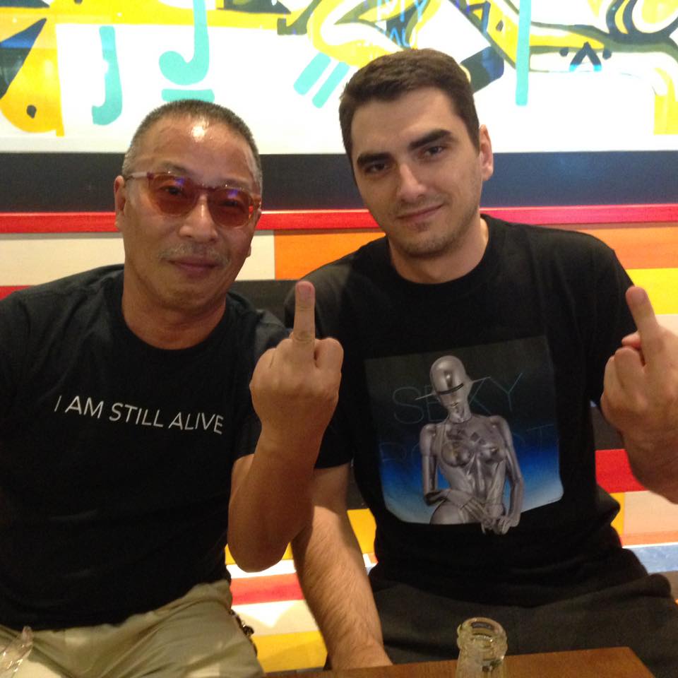 _Logowski_ tweet picture