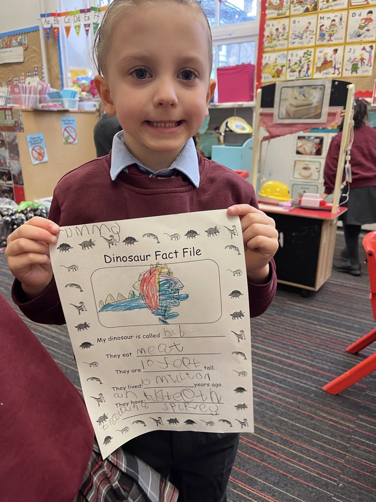StCharlesGla's tweet photo. Our Primary 1 #Palaeontologists have been learning all about #Dinosaurs and today the children were learning how to write a #FactFile. #FunctionalWriting #DonosaurFacts #LearningThroughPlay @PPGlasgow @literacyfor_ALL https://t.co/Z0cgNkdEjs