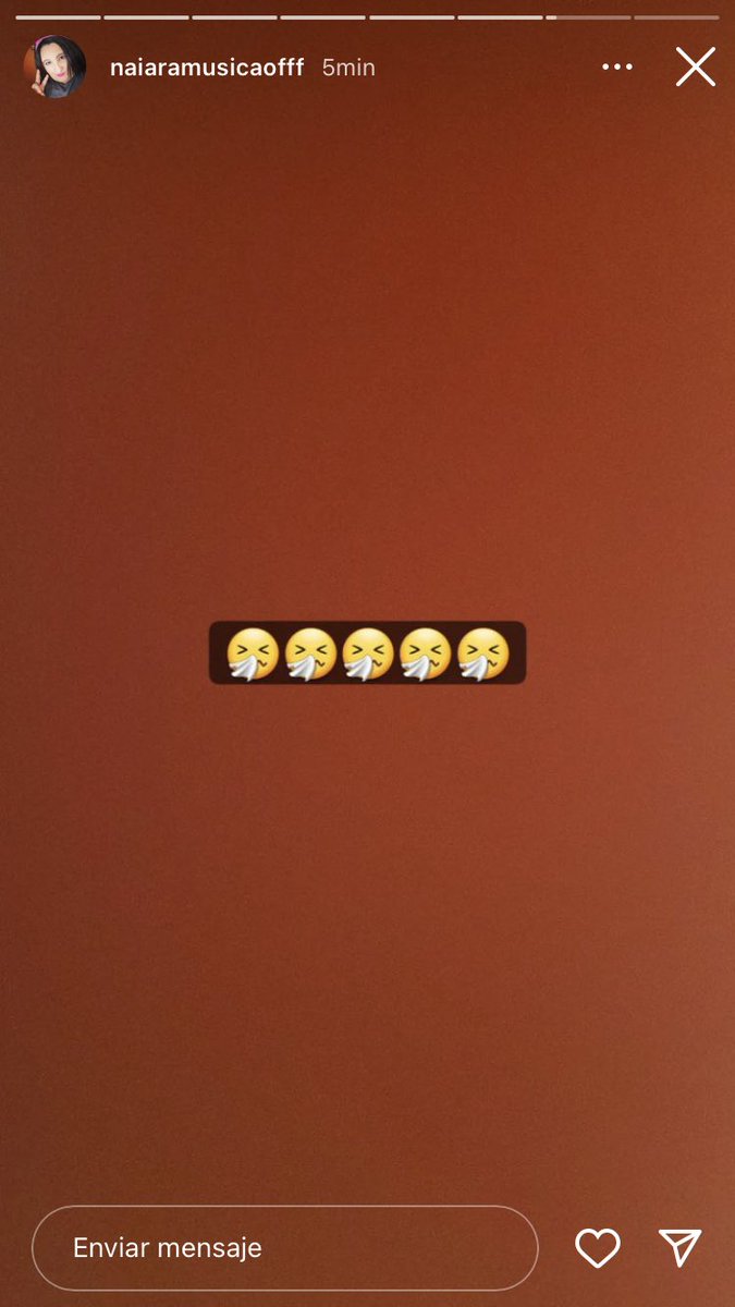 xgmeez's tweet photo. naiaramusica lo ha dejado con su novio🤧🤧🤧 https://t.co/7fTuicYtrJ