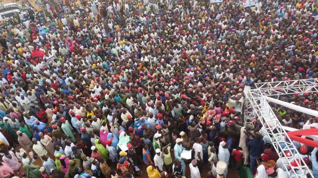 KwankwasoRM's tweet photo. Today, the good people of Funtua Local Government in Katsina State received us with the biggest statement of support and solidarity. 

The next number of days promise to be exciting, and Funtua was an excellent start! - RMK https://t.co/EAwUY8Pg7l