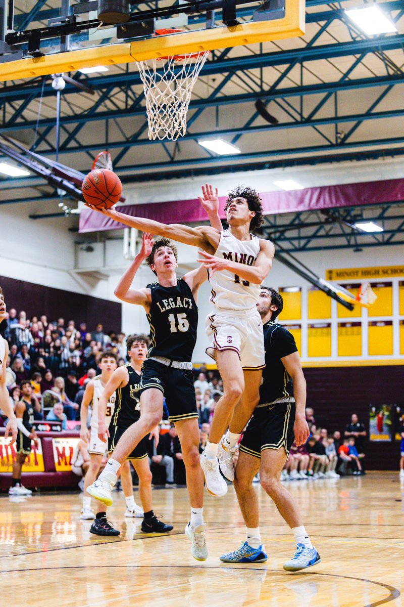 mason_kramer_'s tweet photo. MHS vs LHS https://t.co/ah2yCk13Oo