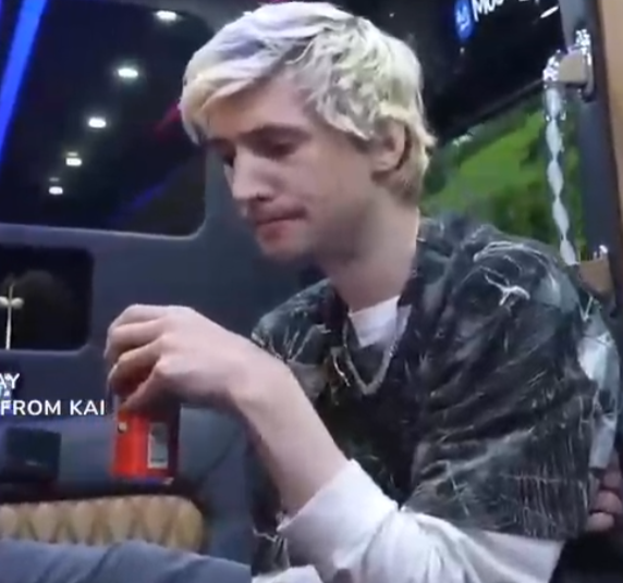 xQc Stream Reviews 🛑 on Twitter "Tropical Flavour xQc it's abrasive, coarse, it's like
