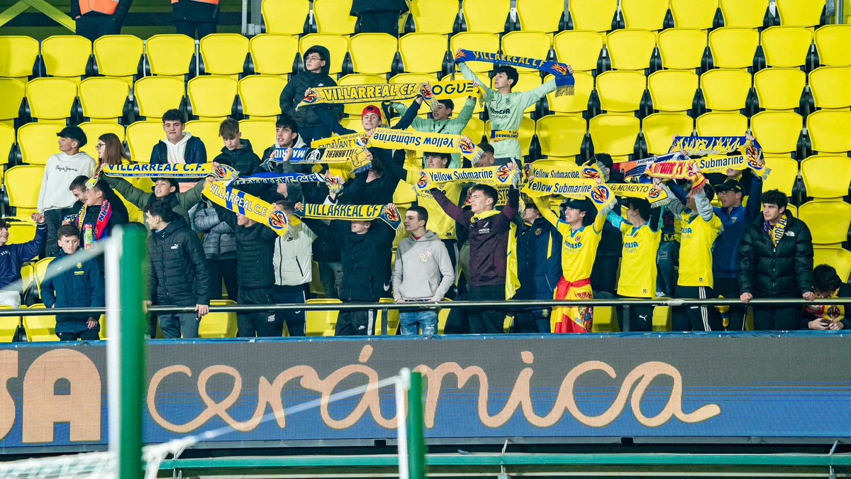 Somos la nueva grada de animacion del villareal B!!! Estamos muy contentos de empezar este nuevo proyecto. Prepararemos muchas cosas para animar a los chavales. Empieza una era muy bonita.💛💙
-
-
ENDAVANT GROGUETS 💛💛
ENDAVANT VILLARREAL 💙💙