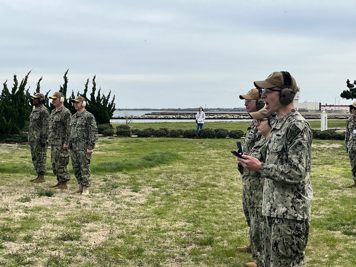 Gunner’s Mates assigned to Naval Station Norfolk’s Security Forces commemorated Presidents Day with a 21-gun salute today at the installations Iowa Point.  

#PresidentsDay2023 
#anchoredinpride 
#anchoredinpride