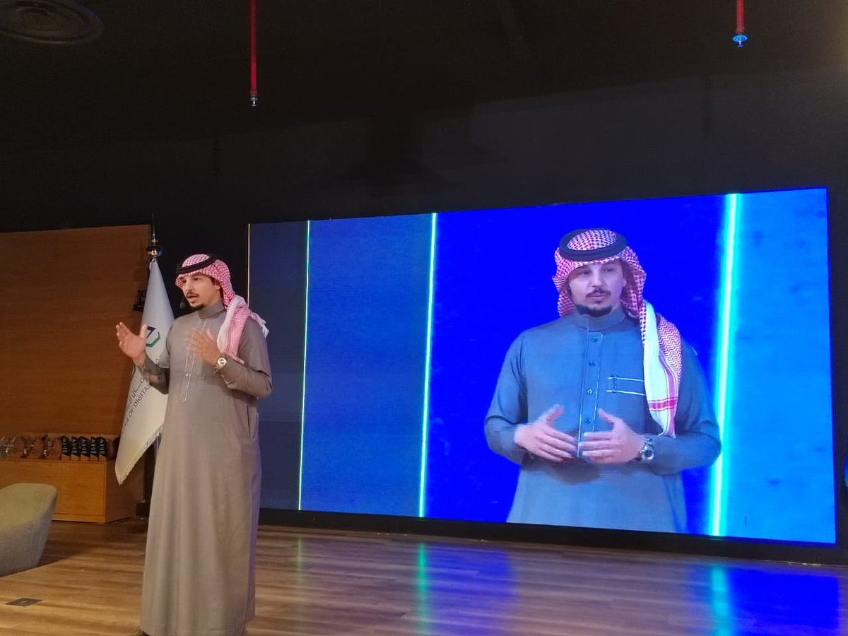 شاركت لجنة تقنية المعلومات والاتصالات بـ #غرفة_الرياض في مؤتمر قمة المصدر المفتوح بعرض قدمه عضو اللجنة م. ماجد القباني، عن كيف يمكن استخدام تقنيات مفتوحة المصدر لابتكارات منظومات الاعمال لبناء اقتصاد رقمي امن و مستدام.
#المصدر_المفتوح_لوطن_طموح