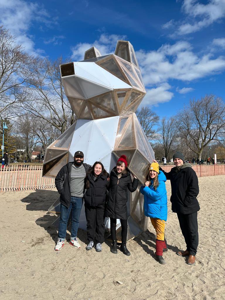 marymargaretbey's tweet image. LAUNCH of the ever famous, fabulous, and fun @winterstations today! COME ON DOWN to the Beach b4 end of March to explore the creative works of art by great international and local Designers - especially @TorontoMet + @UWaterloo students! #FunForEveryone
#BEY
#ArtMatters