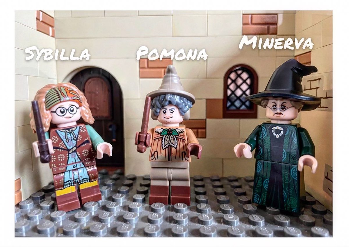 HellenisticHist's tweet photo. It’s #ILCD2023! I’m part of this years #LCPantheon and to celebrate, here is a combination of Latin, Lego and Harry Potter! Thanks @LegoClassicists for organising! https://t.co/9wblIlc1z0
