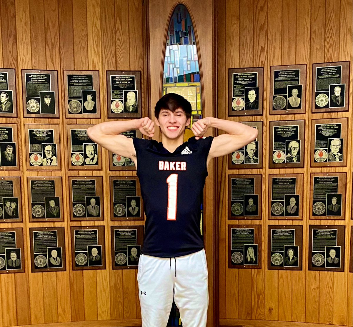 ConnerElder_1's tweet photo. After a great conversation with @BakerU_Football @CoachMRegalado and @Coach_Tuck_47, I am blessed to receive an offer from Baker University!
⚫️🟠
@CoachHoover https://t.co/eEXd3Boqvj