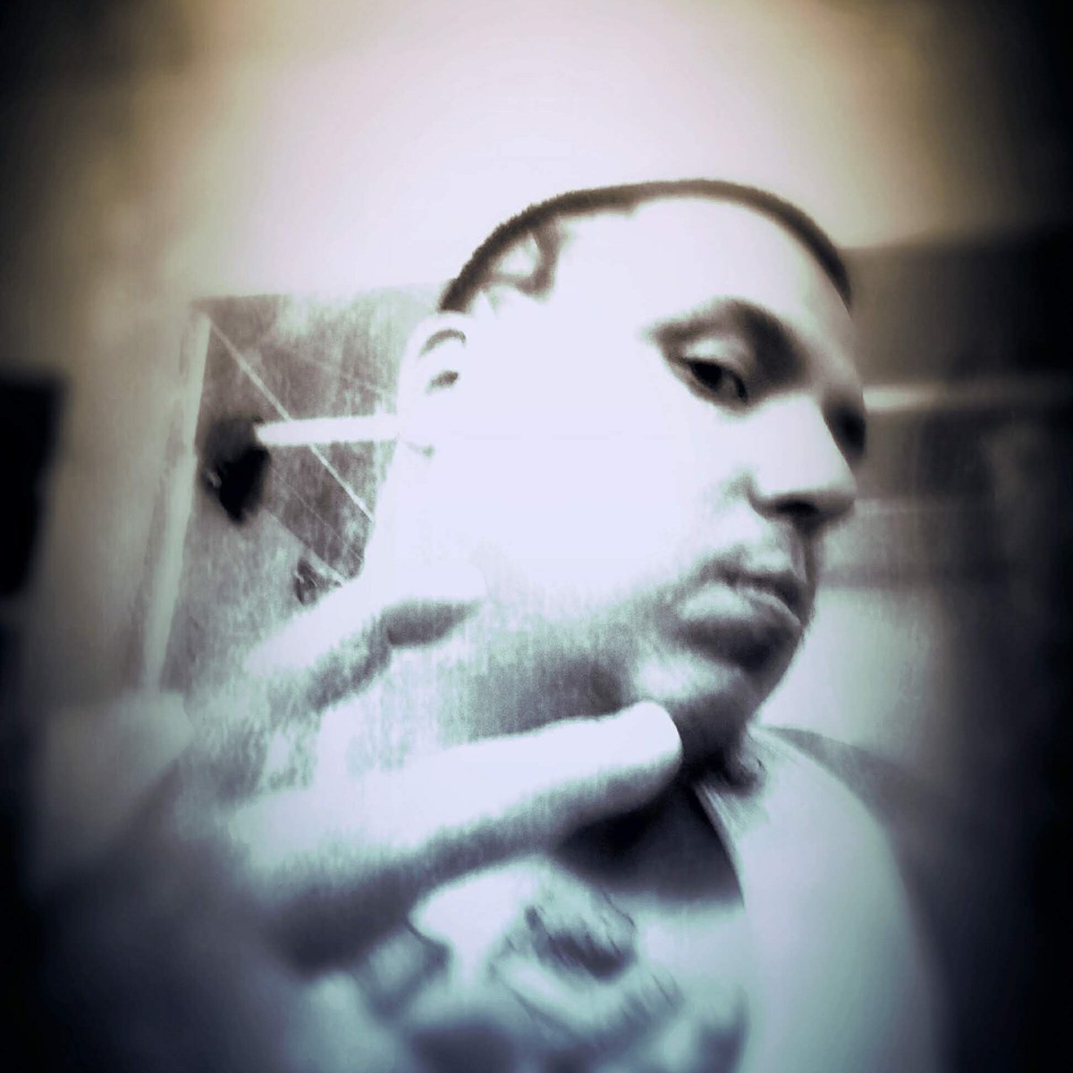 daughtersink's tweet photo. #NewProfilePic https://t.co/5UOcr2hp7v