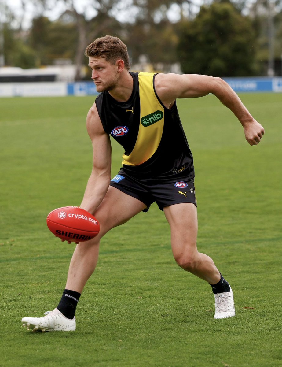 Tigers_of_Old's tweet photo. Quickly heading towards round 1 now..
Particularly I cannot wait to see how our new inside bull #JacobHopper goes in the lead up.
Will require a team effort to deal with an improved Blues outfit (headed by Cripps) but Hops should strengthen us around the contest considerably.π―πͺ https://t.co/9GJDexxmcS