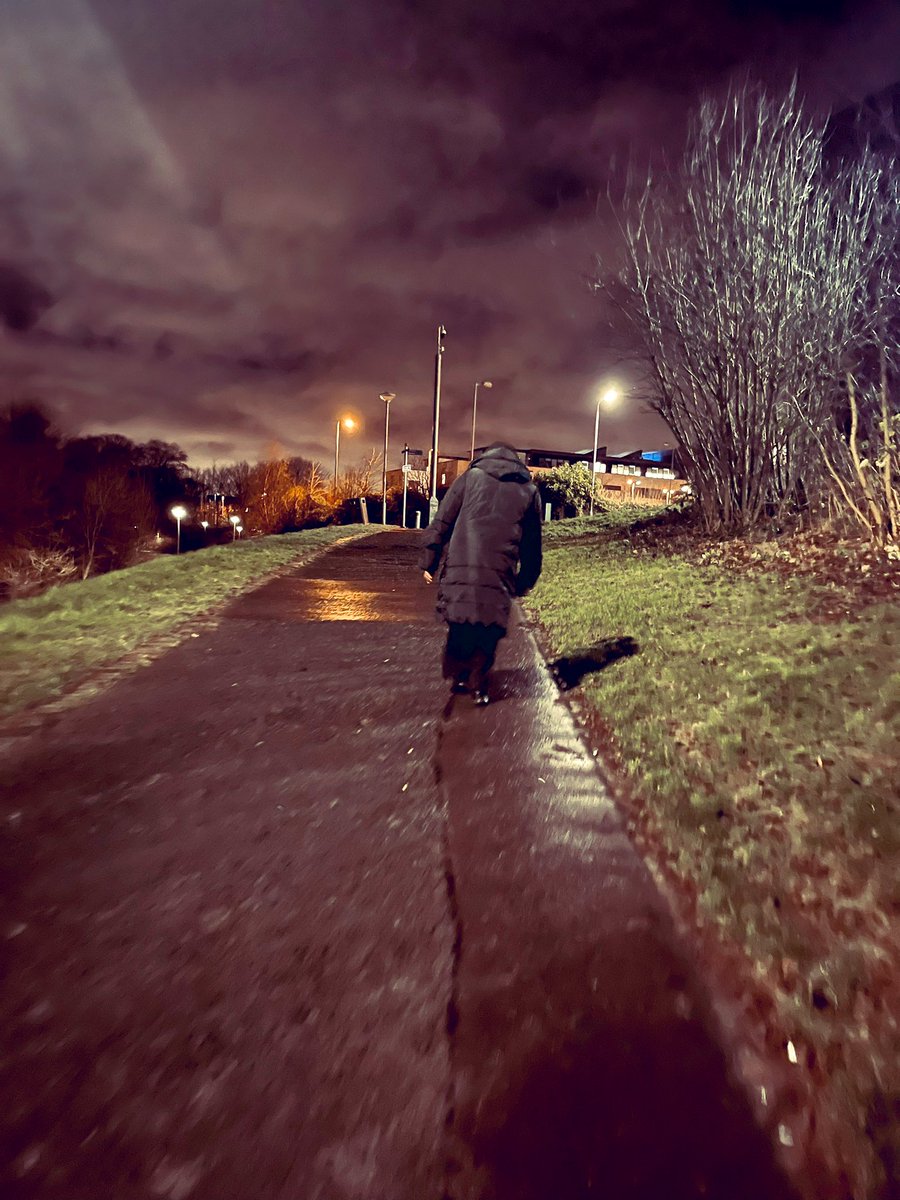 ManiraAhmad's tweet photo. Evening walk with #Mum.

I was working onsite today &amp; missed mums chit-chat randomly throughout the day. She fair made up for it tonight, not sure Mum even stopped talking to talk a breath 🤔😂

#MummyDaughterTime ❤️ https://t.co/6FZEPdDidJ