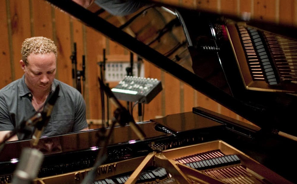 Happy birthday, Craig Taborn! We\re looking forward to welcoming you to our stage in June. 