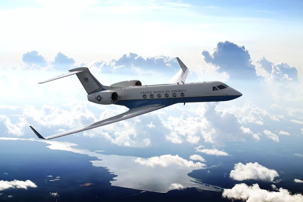 GulfstreamAero's tweet image. Better intelligence at greater heights — by joining forces with Gulfstream, you gain more than five decades of excellence in special missions sales, modifications and worldwide support. #SpecialMissions