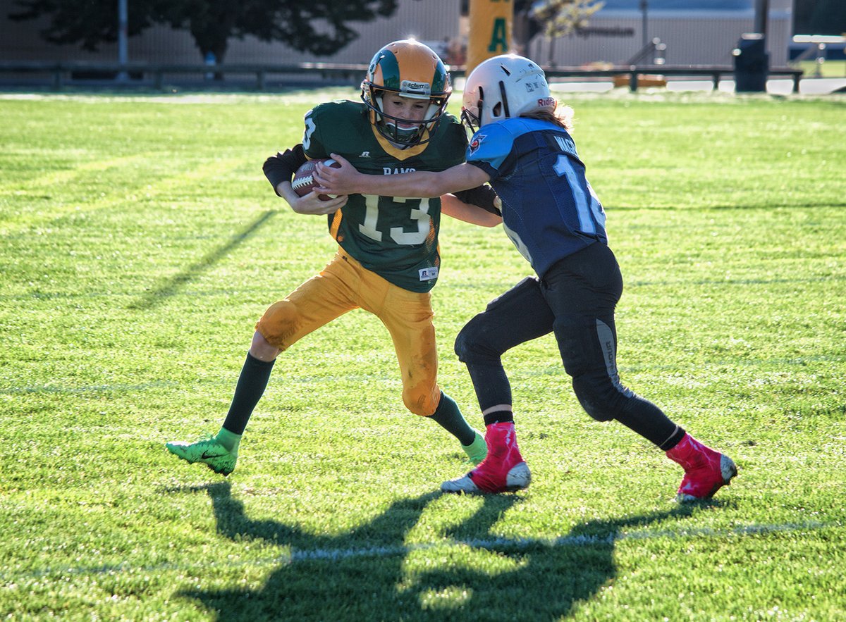 GM Gang! Hope you have a smooth, peaceful Holiday Monday here in #BritishColumbia for #FamilyDay. Hoping to see my grandchildren today. #Photography #KidsSports #Family #Community #Football