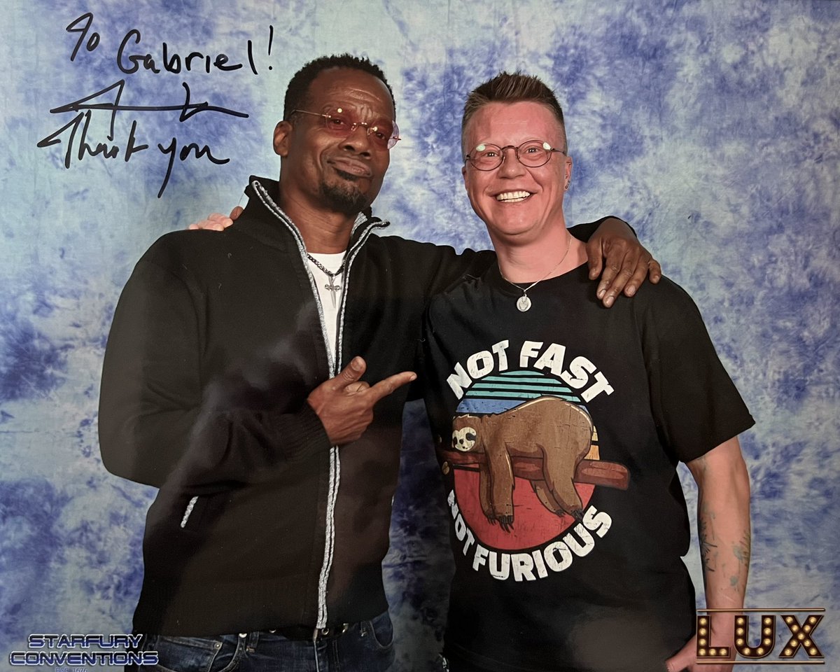 mctavish_stoner's tweet photo. Last but not least:
Mr Saidoutbitch, #jeremiahbirkett
I love his style!
Such a funny and talented guy!
#Lux2
#Luifer
#Lucifans
#luciferconvention https://t.co/8qAbWK7C3w