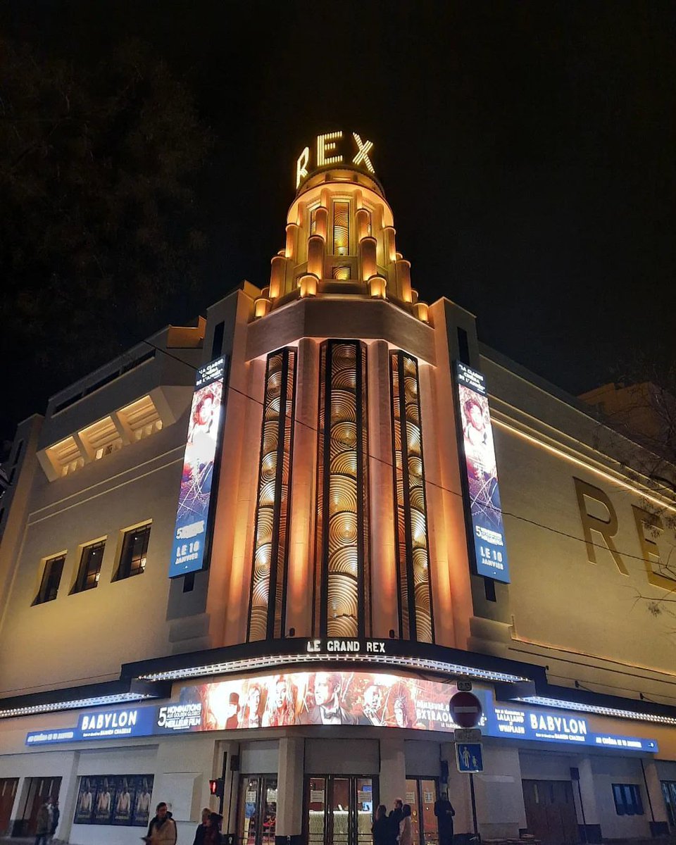 Le grand Rex
#cinema #moovie #architecturephotography #Paris #architecture #patrimoine #renovation #parisianstyle #parisianvibes #Paris #grandrex #bynight #parisnight #artdeco #renovation